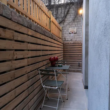 Helle Ferienwohnungen Am Mehringdamm - Stylisch Und Zentral Berlín Exterior foto